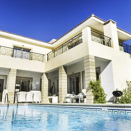 Chiara Villa *